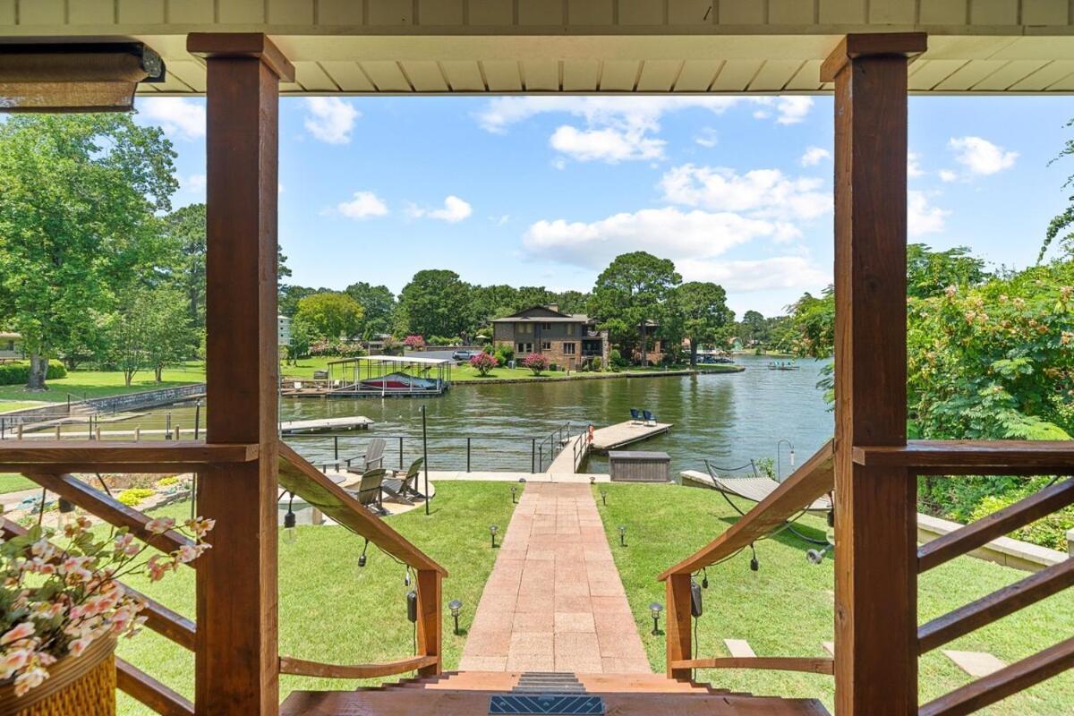 Steps To The Lake, Game Room & More! Sleeps 9 Lake Hamilton Екстер'єр фото