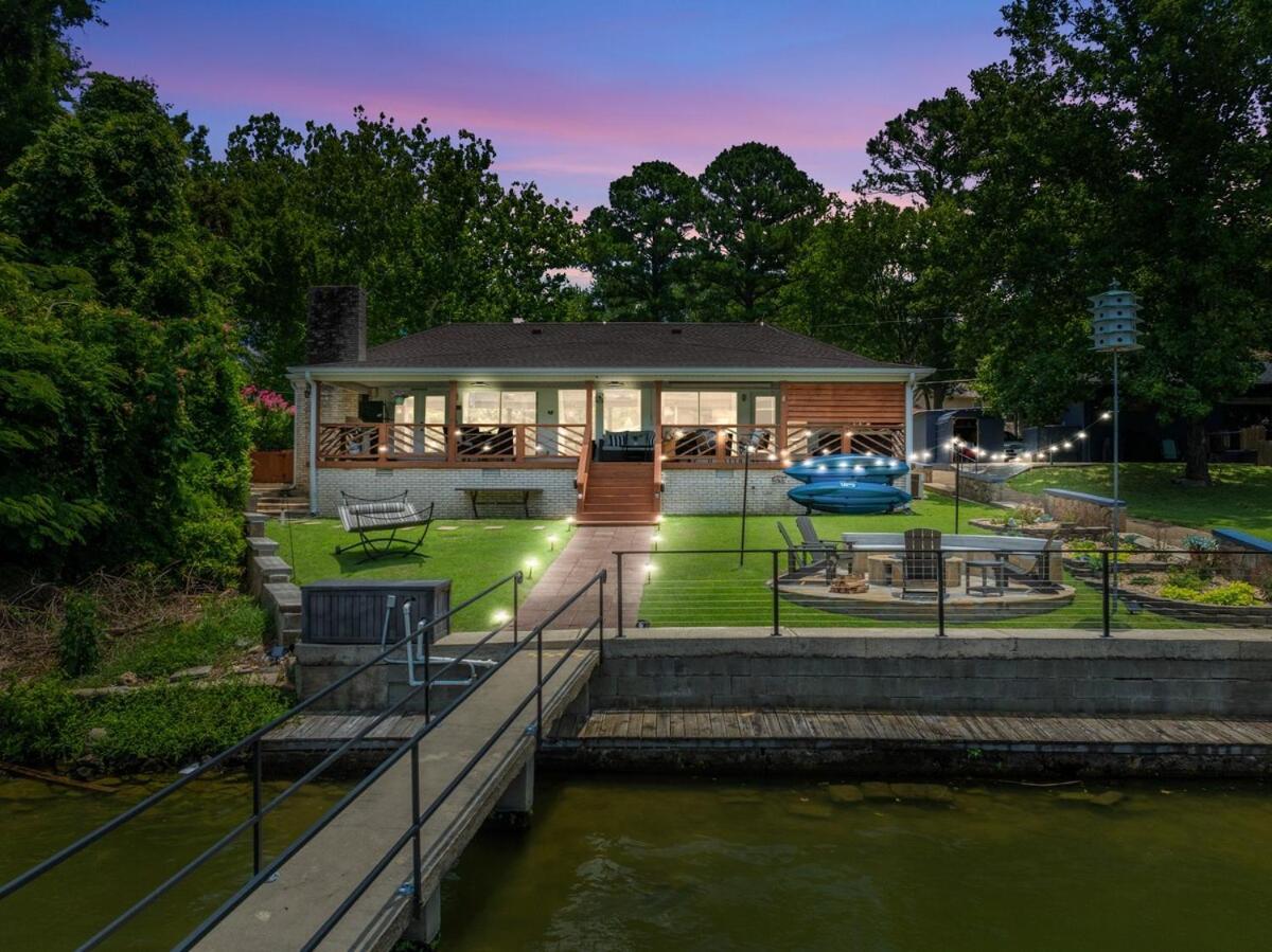 Steps To The Lake, Game Room & More! Sleeps 9 Lake Hamilton Екстер'єр фото