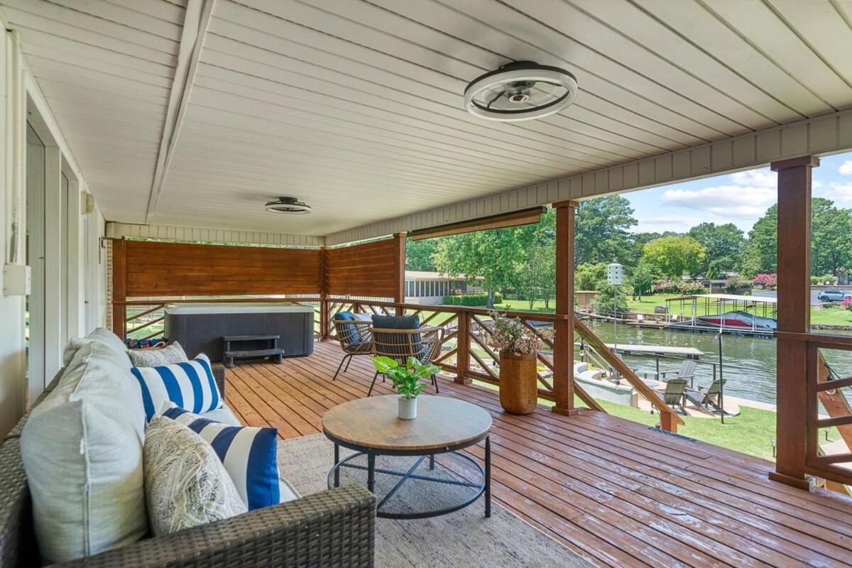 Steps To The Lake, Game Room & More! Sleeps 9 Lake Hamilton Екстер'єр фото